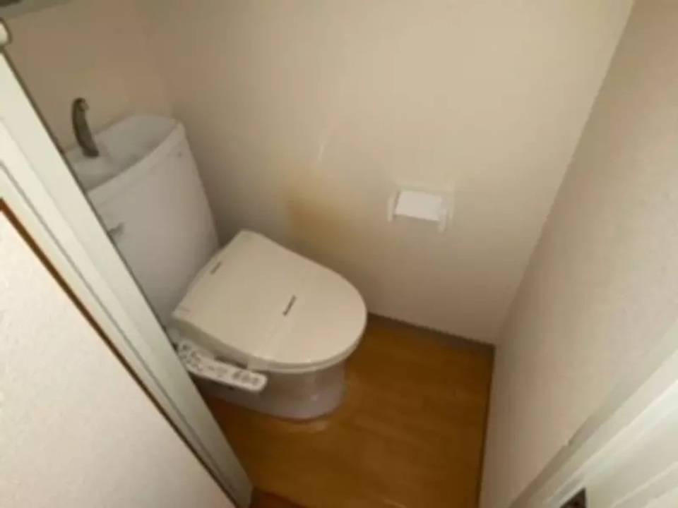 トイレ　トイレ