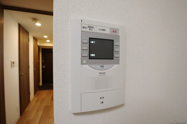 セキュリティ　モニター付きインターホンです