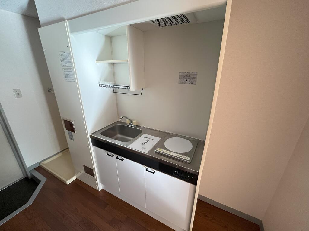 キッチン　火を使わないIHコンロ付きのキッチン♪（同仕様写真）