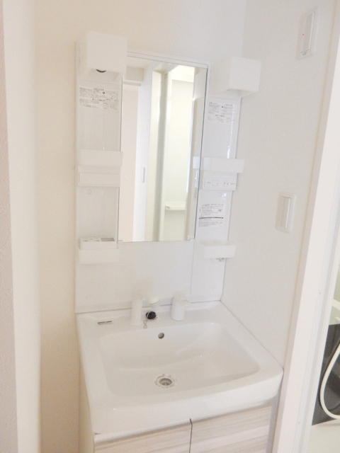 洗面設備　シャンプードレッサー付きです♪