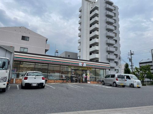 コンビニ　セブンイレブン 名古屋御器所通2丁目店（コンビニ）まで97m