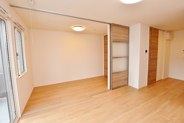 居室・リビング　★LDK10帖★