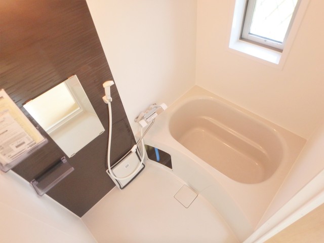 バス・シャワールーム　別棟参考写真です