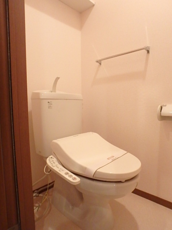 トイレ　図面と現状に相違がある場合には現状を優先