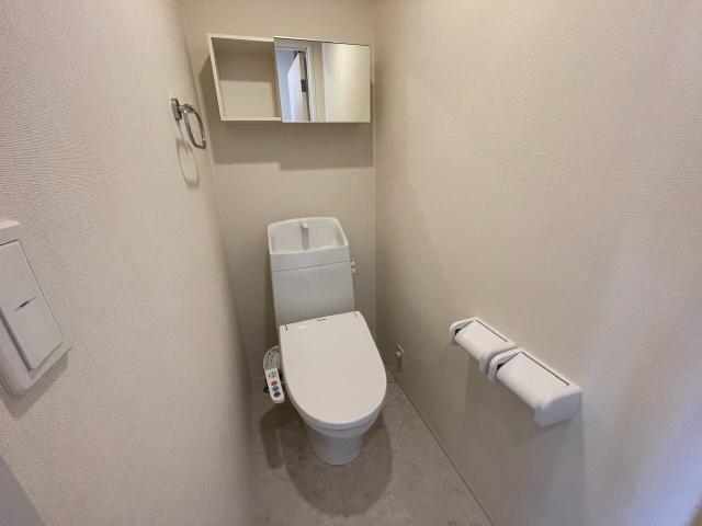 トイレ　シャワー付トイレ