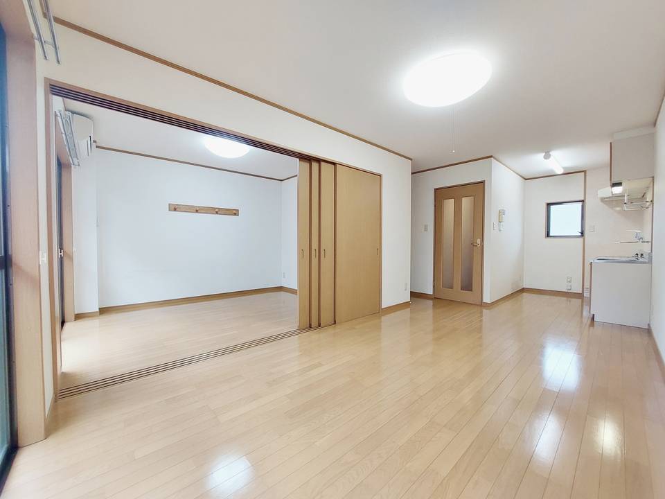 居室・リビング　リビング