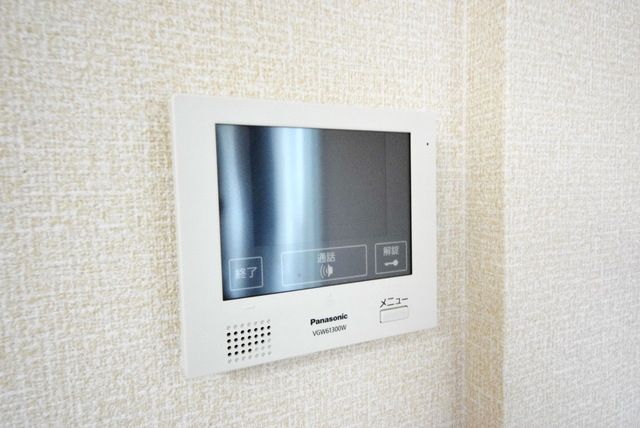 セキュリティ　モニター付きインターホン