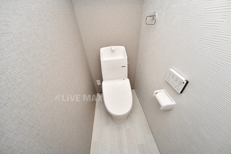 トイレ　※同物件別号室参考写真