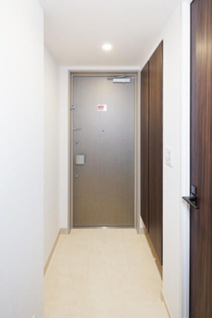 エントランス　清潔なエントランスです