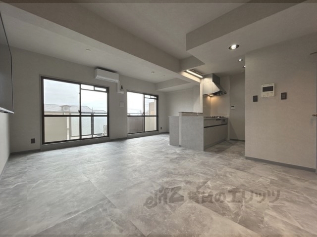 居室・リビング　リビング