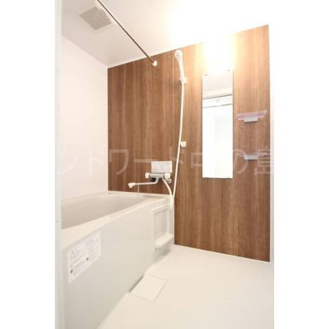 バス・シャワールーム　詳細は、ウィンドワード中の島店までご相談下さい。