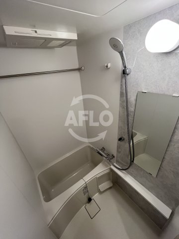 バス・シャワールーム　エスリードレジデンス大今里　浴室