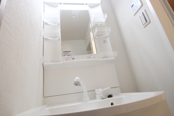 洗面設備　※別部屋の写真です