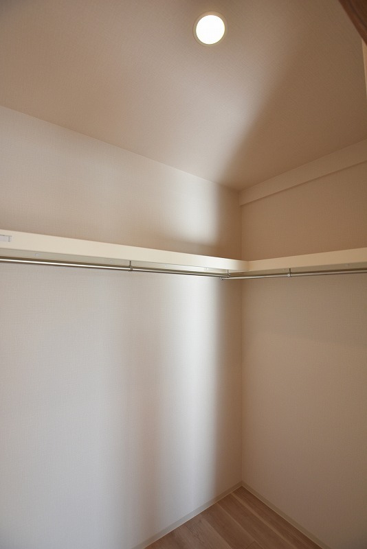 収納　ウォークインクローゼット