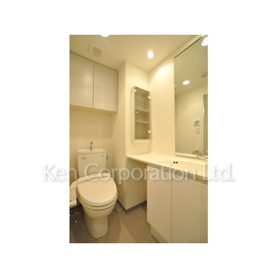 洗面設備　同タイプ4階のお部屋を撮影。仕様が異なることがあります。