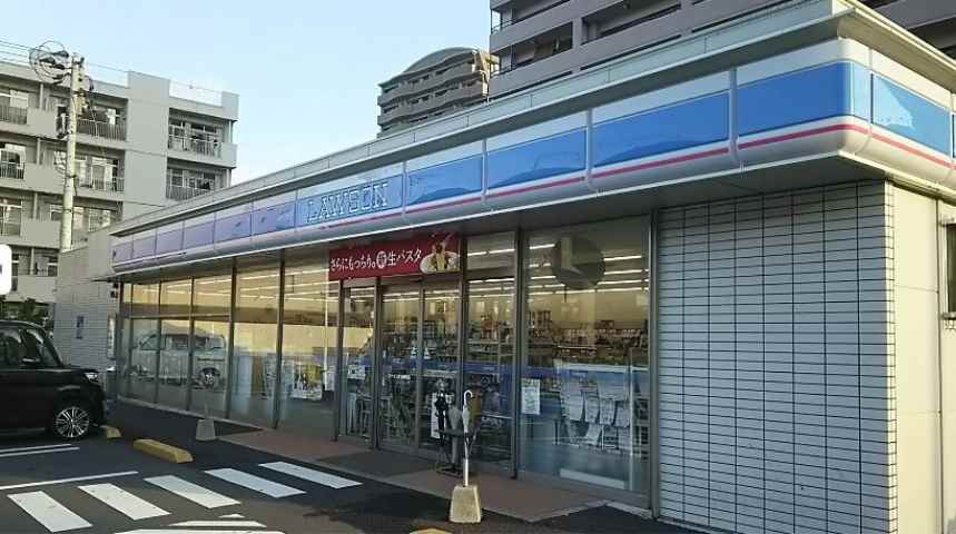 コンビニ　ローソン大分新町店（コンビニ）まで194m
