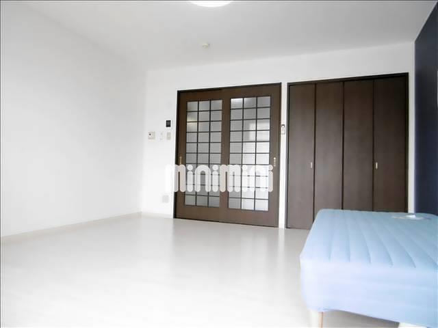 居室・リビング　洋間