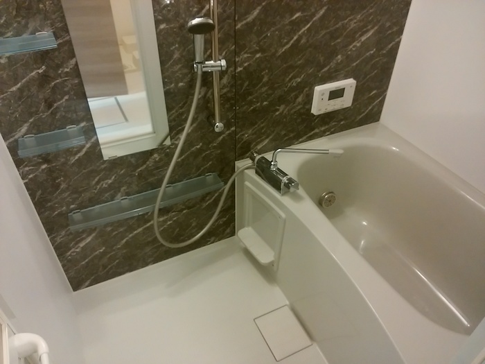 バス・シャワールーム