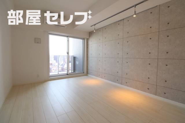 居室・リビング　１３０５