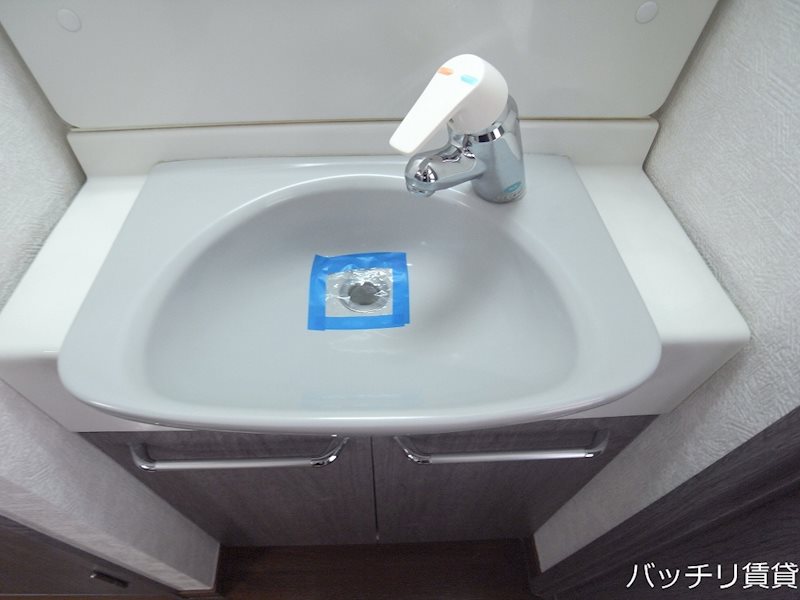 洗面設備　別号室写真の為現況を優先致します