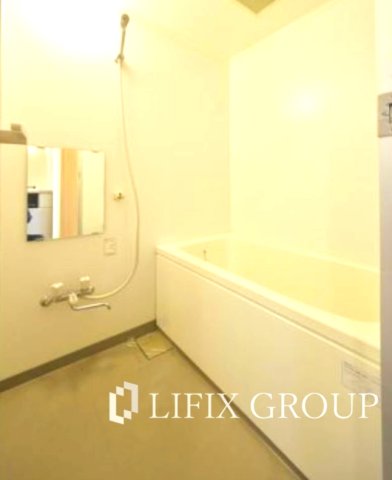 バス・シャワールーム　風呂