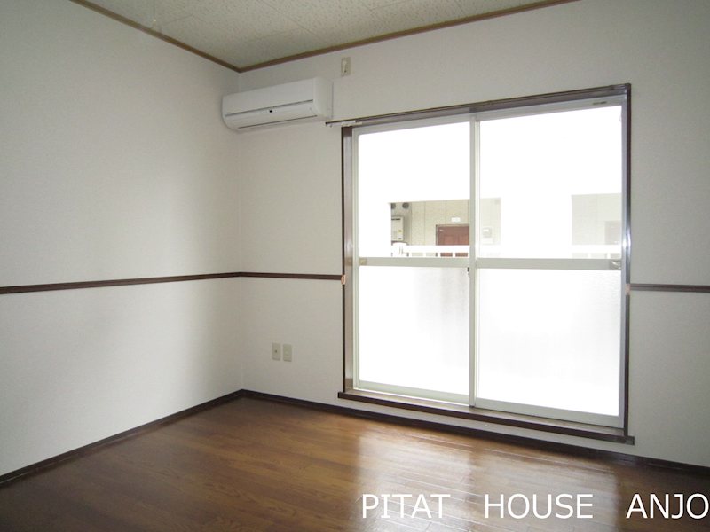 居室・リビング　参考写真１０３