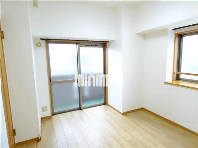 その他部屋・スペース　２面採光で明るいお部屋です