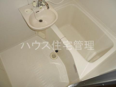 バス・シャワールーム　バス