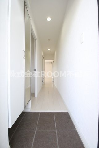 玄関　収納もある玄関です