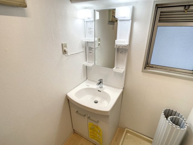 洗面設備　掲載写真はモデルルームを掲載しております。実際のお部屋と仕様