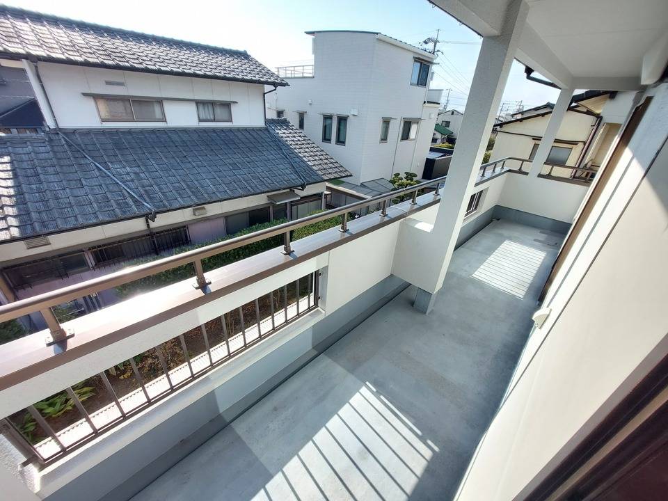 バルコニー　バルコニー