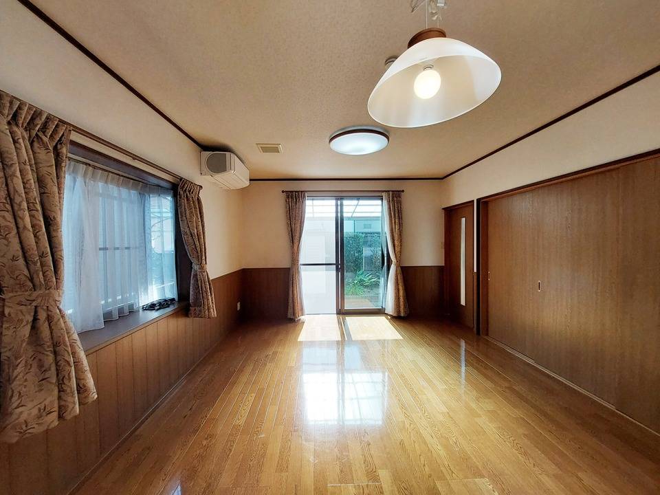 居室・リビング　リビング