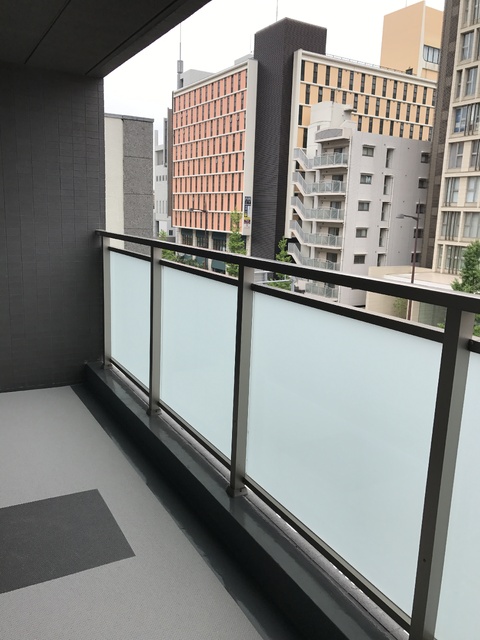 バルコニー　バルコニー