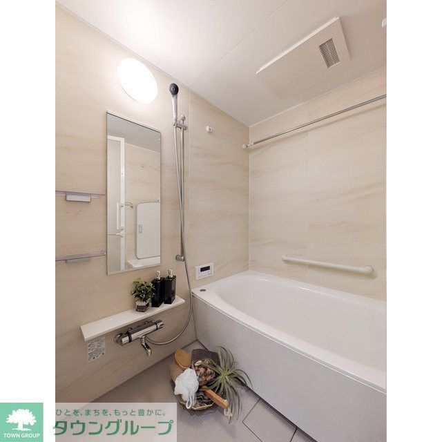 バス・シャワールーム　【家具・家電の備え付けはありません】