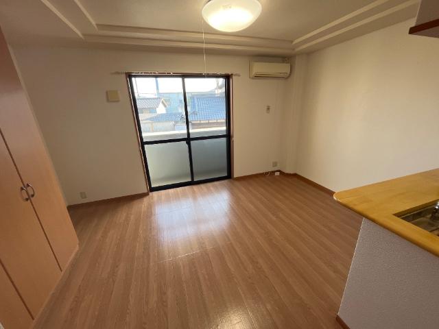 居室・リビング　リビング