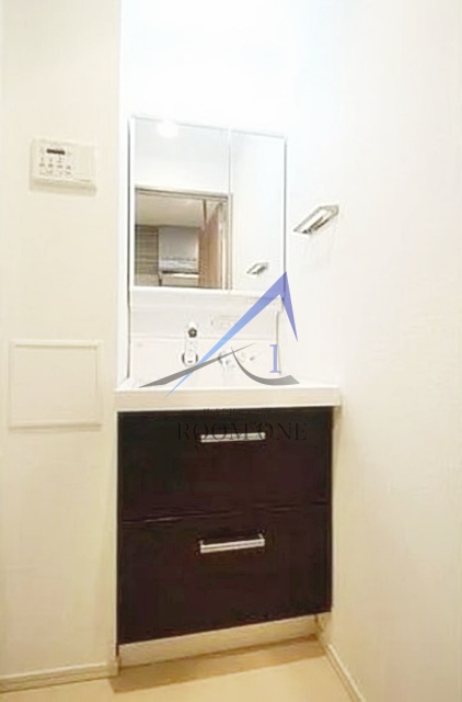 洗面設備　洗面台です。