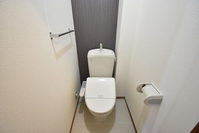 トイレ　ウォシュレットつきトイレです