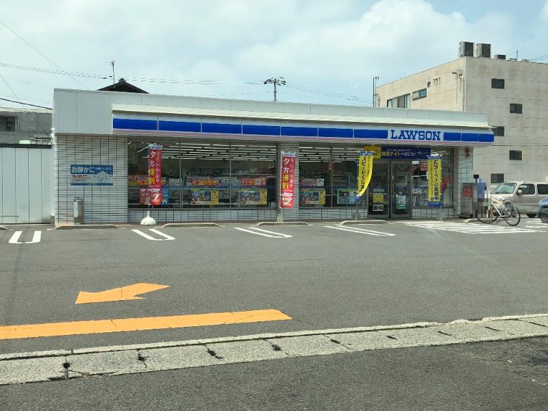 コンビニ　ローソン高松木太町六区店（コンビニ）まで208m