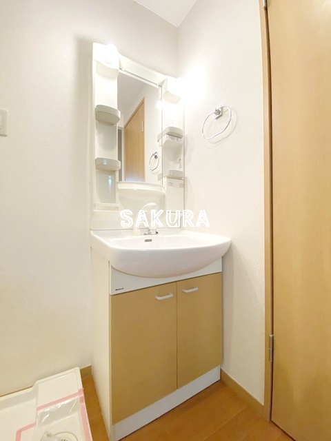 洗面設備　忙しい朝には欠かせない洗面所です♪