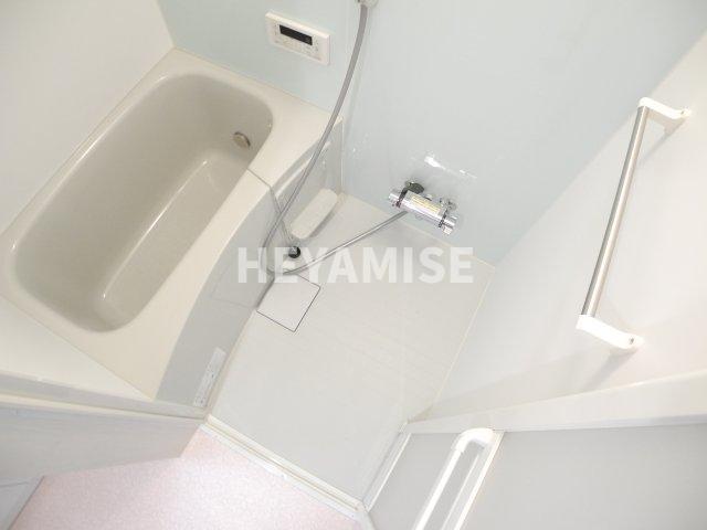 バス・シャワールーム　追い焚き付きのお風呂！※同物件同室タイプの写真でございます※