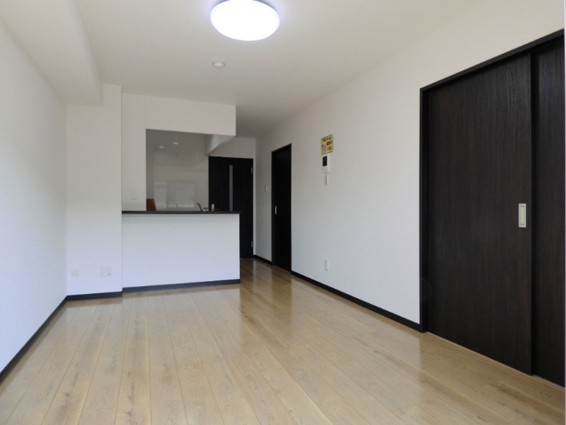 居室・リビング　図面と現状に相違がある場合には現状を優先