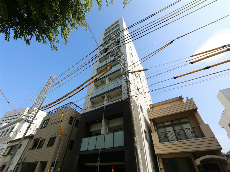 建物外観　外観　オートロック付　防犯カメラ　宅配ＢＯＸ　家