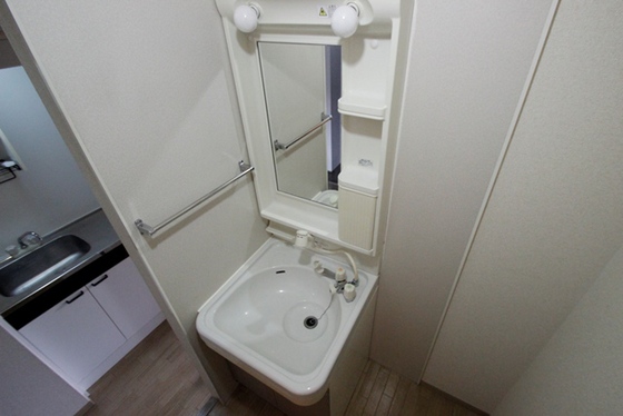 洗面設備　※別部屋の写真です