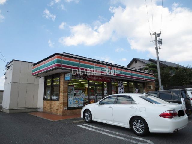 コンビニ　セブンイレブン　大里戸の上1丁目店（コンビニ）まで454m