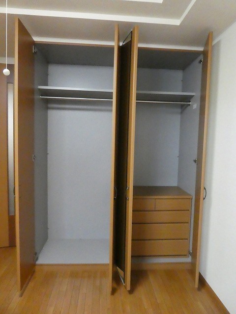収納　写真は107号室です（参考）