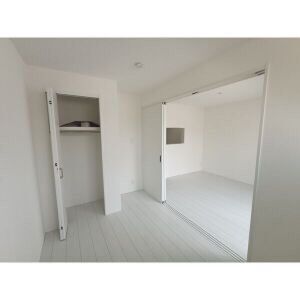 玄関　※室内イメージです