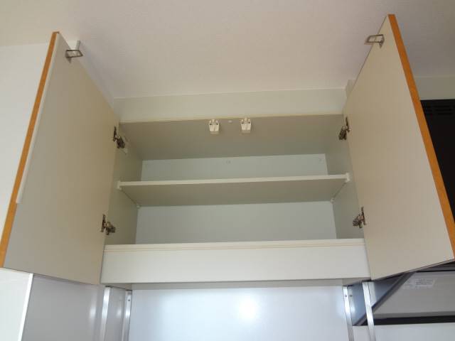 その他　キッチン上部収納