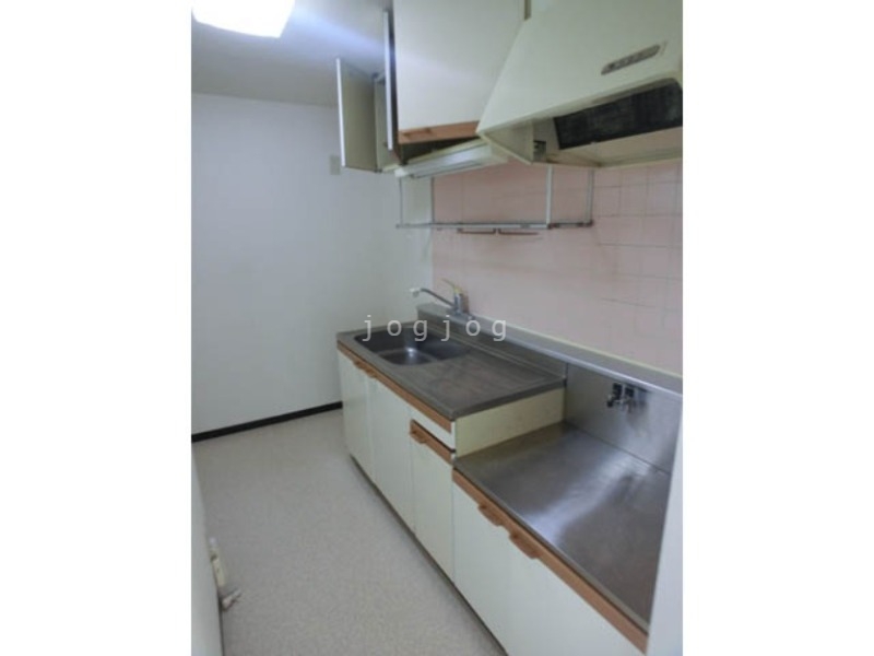 キッチン　ＩＨコンロ設置有ります♪