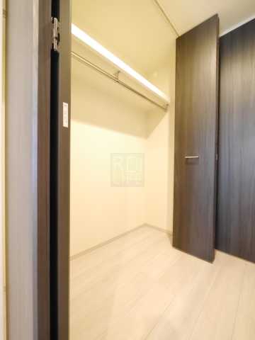 収納　ARTESSMO REFINA