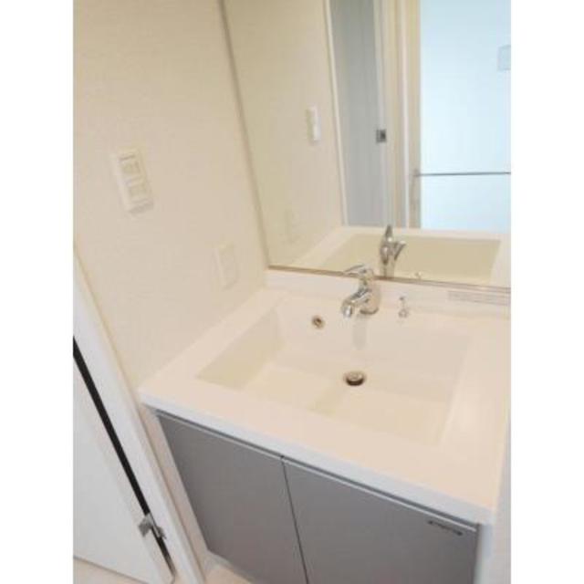 洗面設備　※写真は同タイプ住戸です。